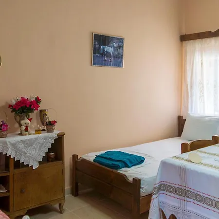 Platanos House Crete * Palaiochora
